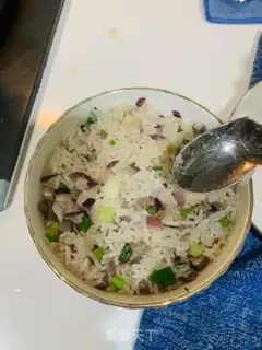 Make Onion beef fried rice step 5