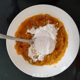 Make Pumpkin sesame cake step 3