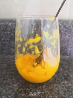 Make Mango dirty tea step 2