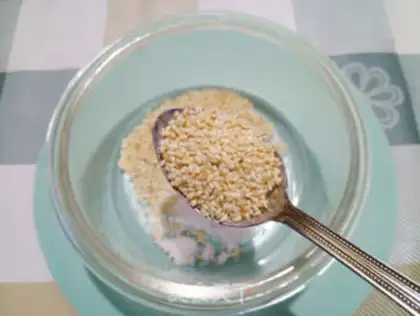 Make Simple pepper oil step 1
