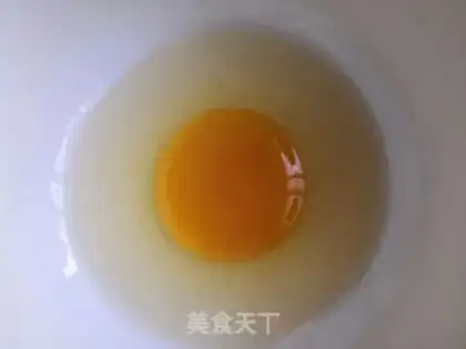 Make Tomato fried eggs step 2
