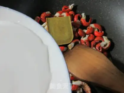 Make Curry lobster tail step 5