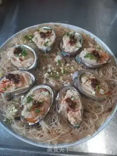 Make Garlic fans steam abalone step 19
