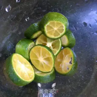 Make ♪ A green lemon honey water ♪ step 4