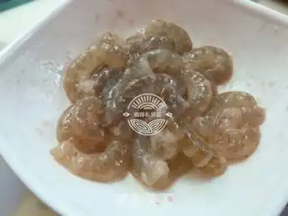 Make cucumber shrimp dumplings step 4