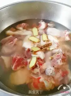 Make Pinky duck step 3