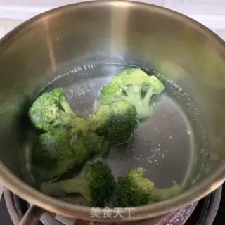 Make Black pepper beef noodles step 10