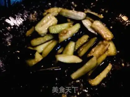 Make Pyramid and eggplant step 1