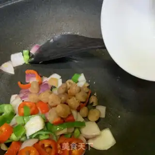 Make Black pepper beef noodles step 15