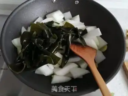 Make Poonmelon sea soup step 4