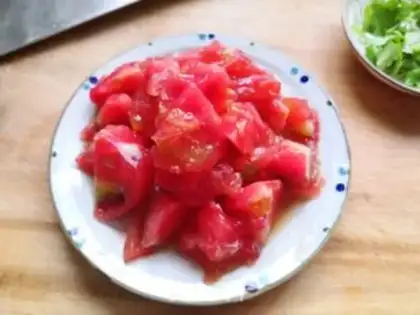Make Tomato beef noodles step 2