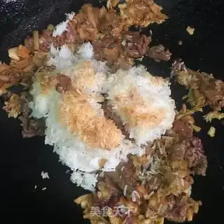 Make Pickle beef fried rice step 7