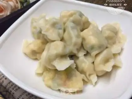 Make cucumber shrimp dumplings step 19