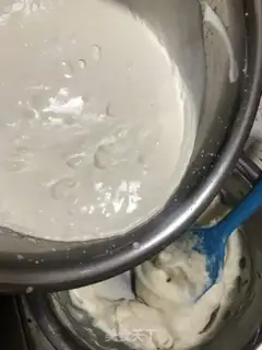 Make Chocolate mousse cake step 22