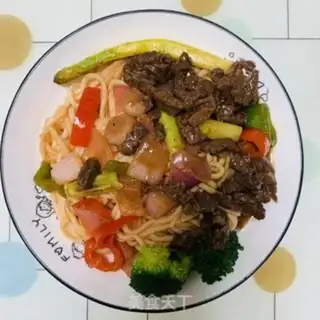 Make Black pepper beef noodles step 28