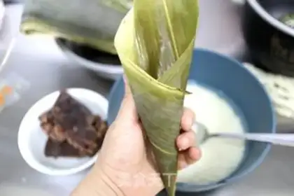 Make Rose beans, sand and honey step 1