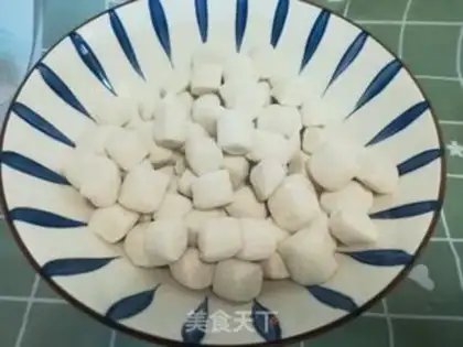 Make Seafood round step 1