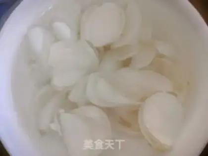 Make Lily