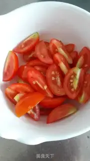 Make Tomato egg noodles step 0