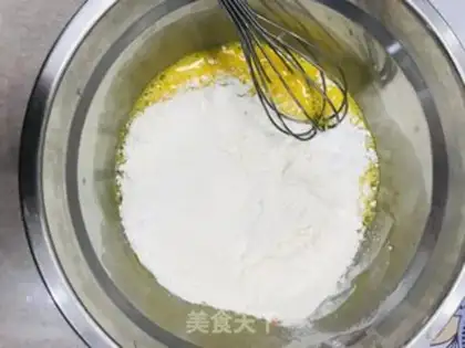 Make Milk eggcake step 1