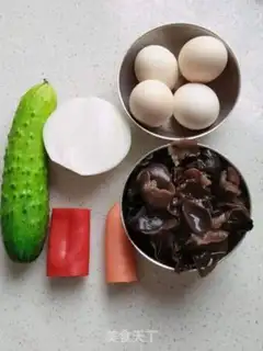 Make Five vegetables of fried eggs step 0