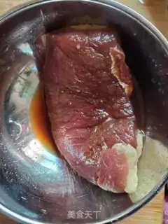 Make Roasted duck curry noodles step 1