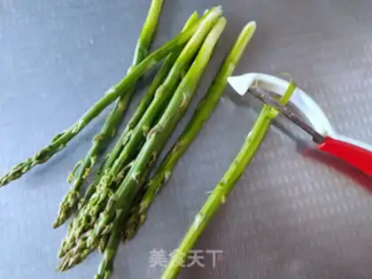 Make Garlic roasted beak step 0