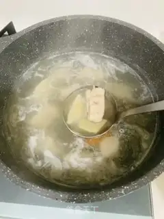 Make Poongullion bouquet soup step 4