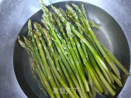 Make Garlic roasted beak step 1