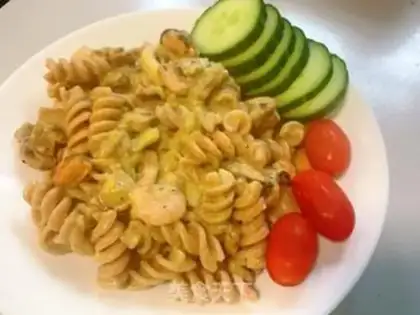 Make Butter and seafood pasta step 7