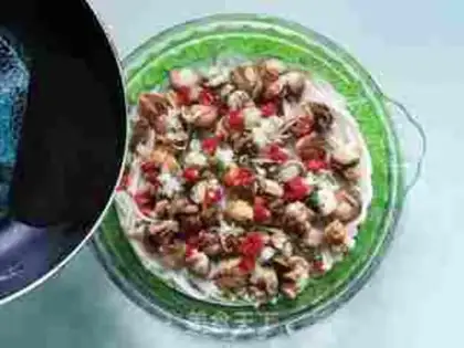 Make Pyramids of gold and mushrooms step 6