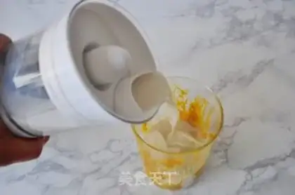 Make Pumpkin milk tea step 8