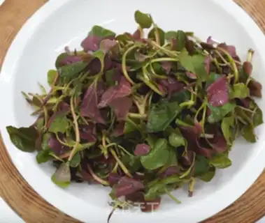 Make Frozen fish and grass step 3