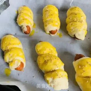 Make Hot dog rolls step 12