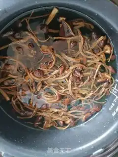 Make Tea mushroom soup step 2