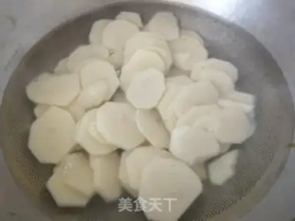 Make Spicy mouth. Potato chips step 2