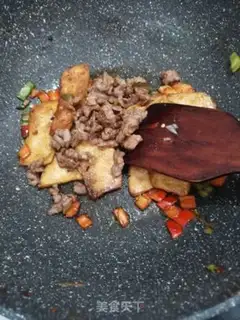 Make Beef fried tofu step 4
