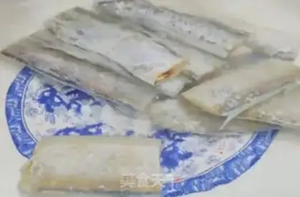 Make Jell-O fish step 0