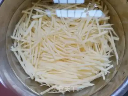 Make Spicy potatoes step 0