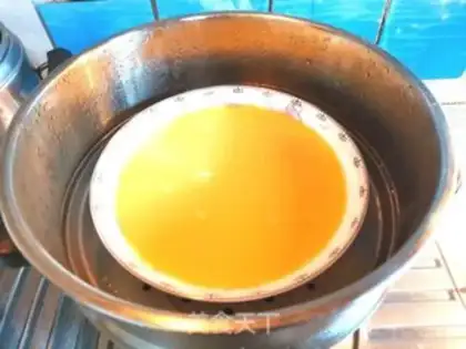 Make Pyramid meat and fresh eggs step 3