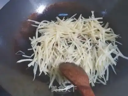 Make Spicy potatoes step 2