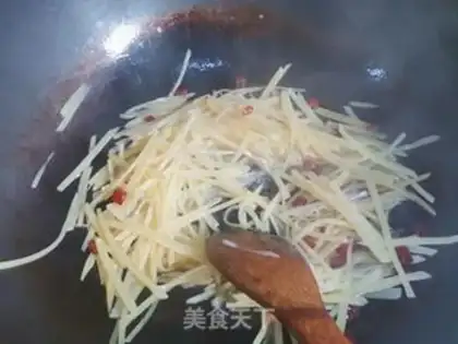 Make Spicy potatoes step 5