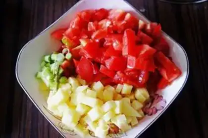 Make Vegetable oak soup step 1