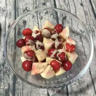 Make Twin peach salad step 3