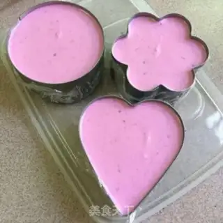 Make Flamingos cake step 12