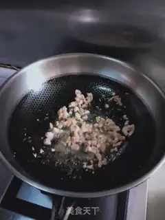 Make Cheese and tomatoes for noodles step 8