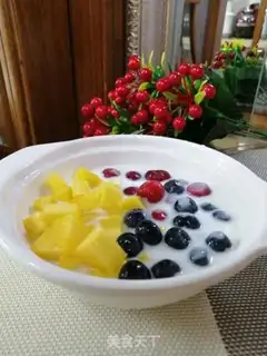 Make Yogurt and fruit step 3