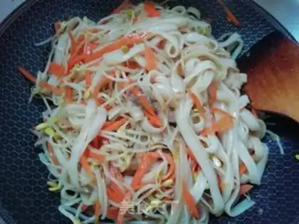 Make Bean sprouts of carrots step 3