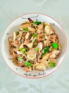 Make Fishball shrimp greasy noodles step 6