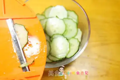 Make cucumber falcon step 1